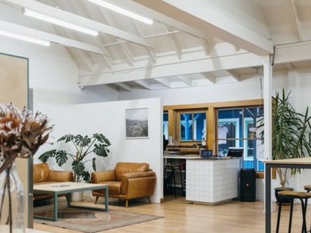 GENERAL SERVICE MEETING AND WORKSHOP SPACE