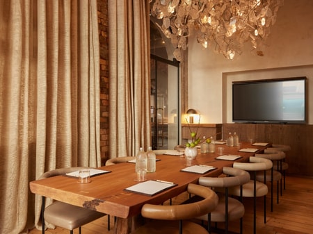 Sophisticated Meetings at Kingi Private 