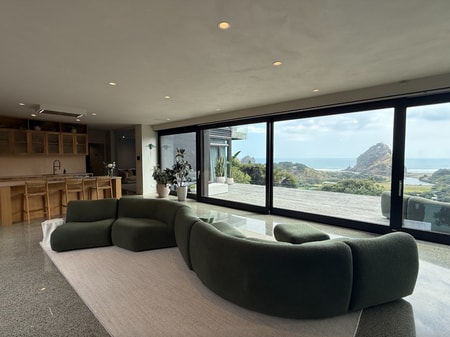 Breathtaking Piha Meeting Space 