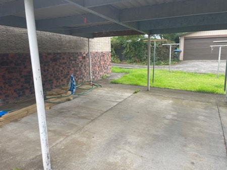 Carpark  near Te Papapa station + airport