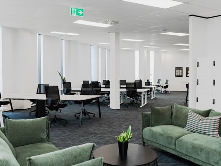 Q Space | Premium Serviced Offices & Desks