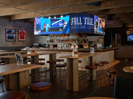 Incredible Sports Bar 
