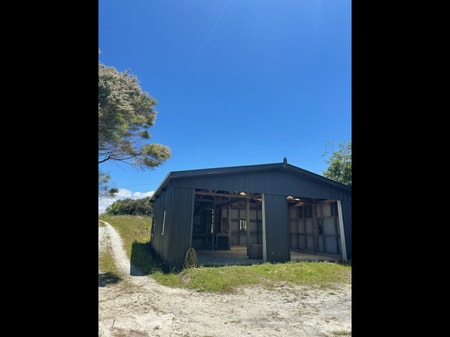 100sqm high stud shed with concrete floor