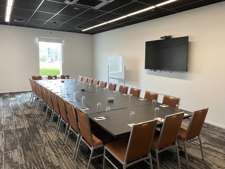 Wyndham Garden Christchurch Meeting Room