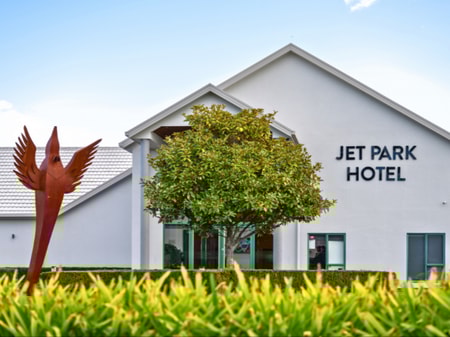 JetPark Hotel Hamilton Airport & Conference 