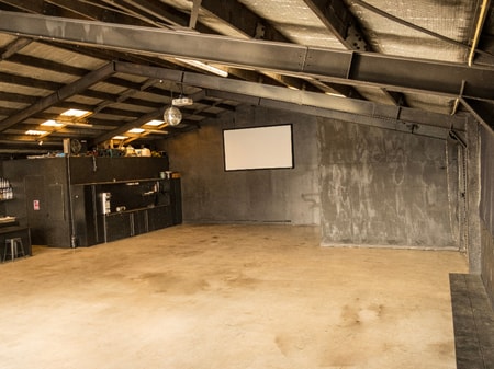 Large Warehouse Space