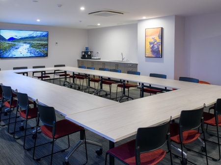 Marsden Suites Albany - Conference room