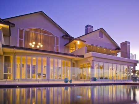 Luxury Home in Auckland