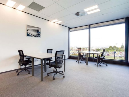 Large Office Space Available Manukau