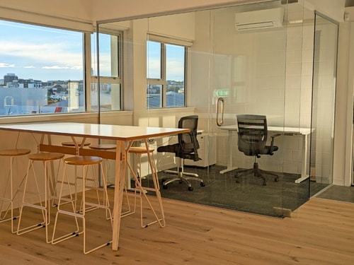 Suites in a design precinct - Grey Lynn