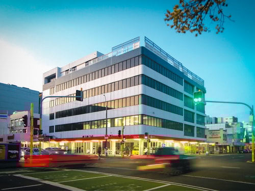 Secure monthly parking Cambridge Terrace