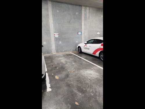 Reserved car park  in Takapuna