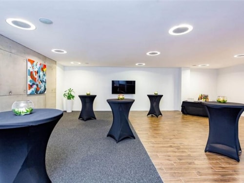 BreakFree on Cashel Modern Meeting Spaces
