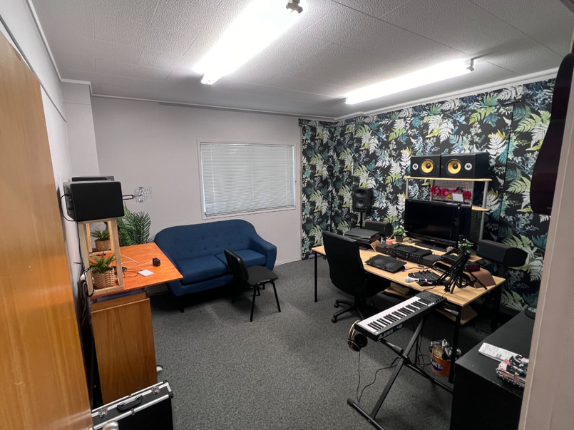 Private Office Space in Mt Roskill image 0