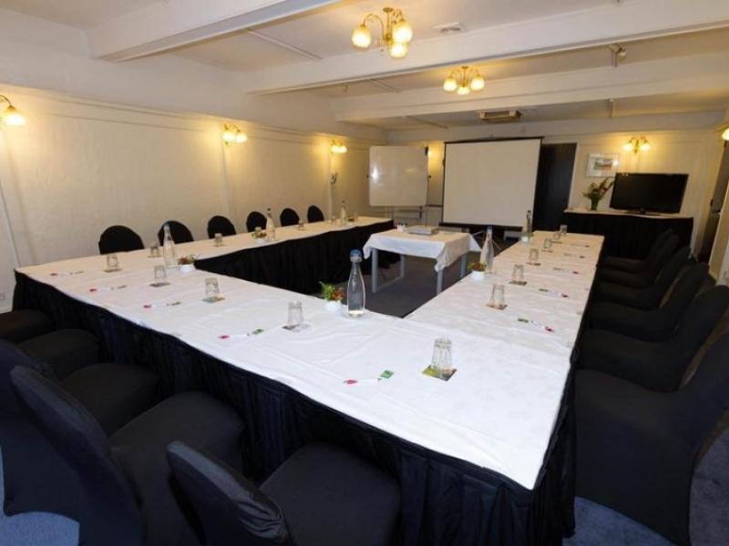 Elegant & Relaxing Christchurch Meeting Space image 1