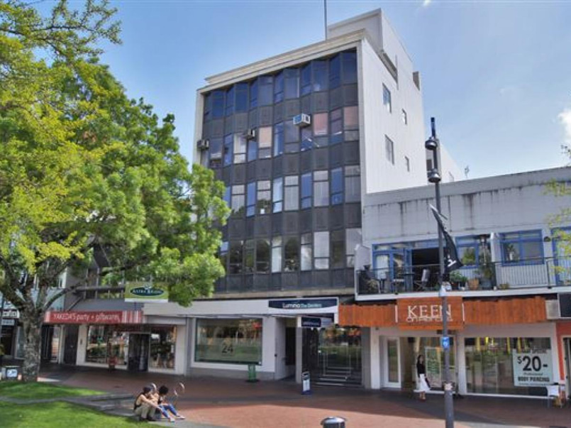 3-4 Person Office in Hamilton CBD image 2