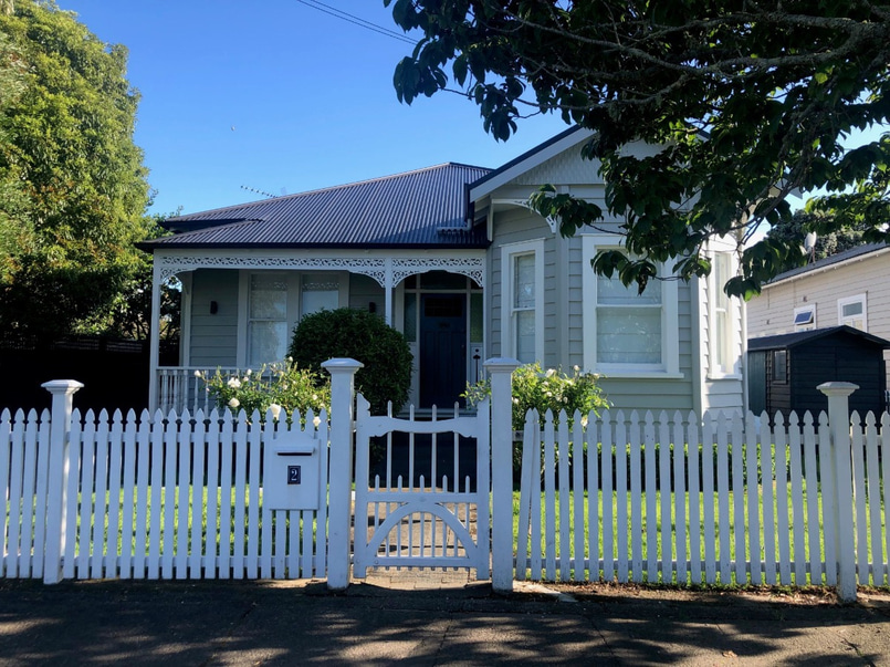 Modern Mt Eden Villa image 0