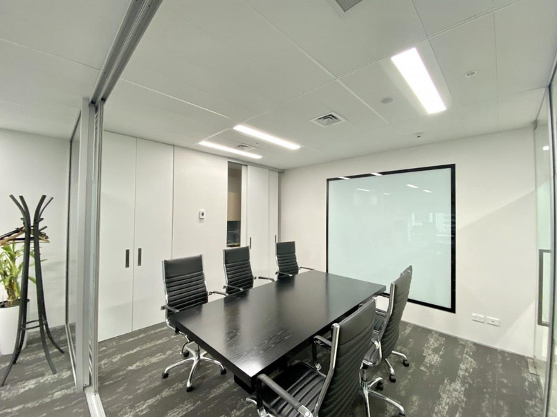 High-End CBD Office For Lease image 1