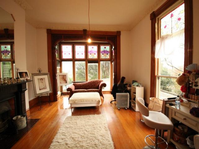 Space in unique heritage mansion image 1