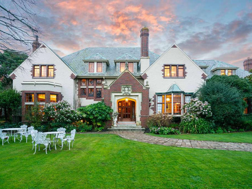 Historic Mansion image 1