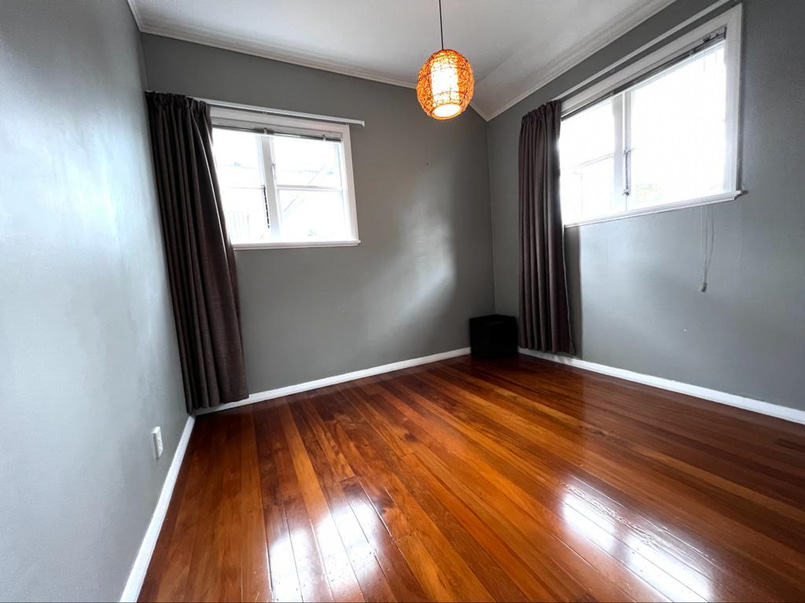Office/Studio  space and or Garage Space-  image 2