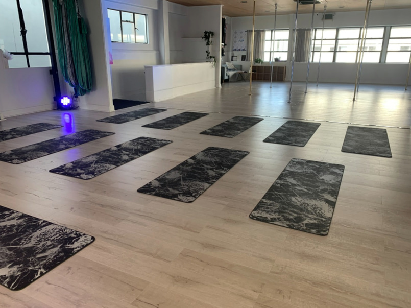 Hamilton Studio Available for Shoots image 2