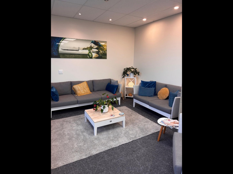 Office Space for10-12 People - Ground Floor image 1