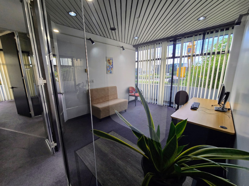 Private Office Near Christchurch Airport – Re image 0