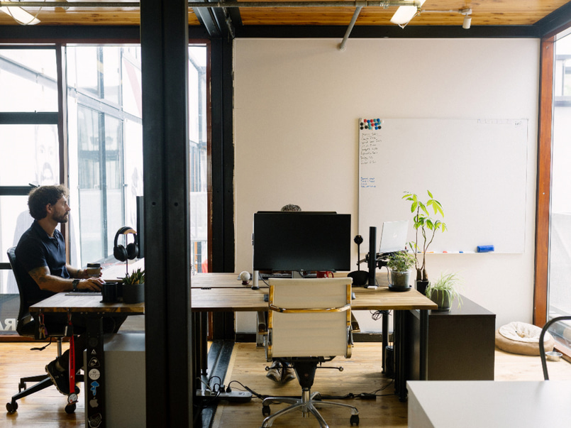 BOXed Quarter Deskspace Available Today image 0