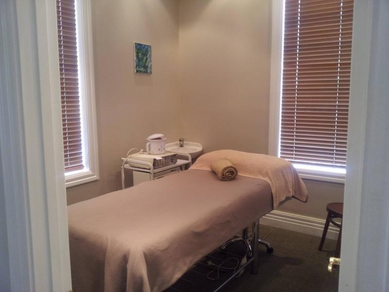 RENT A NAIL ROOM image 0