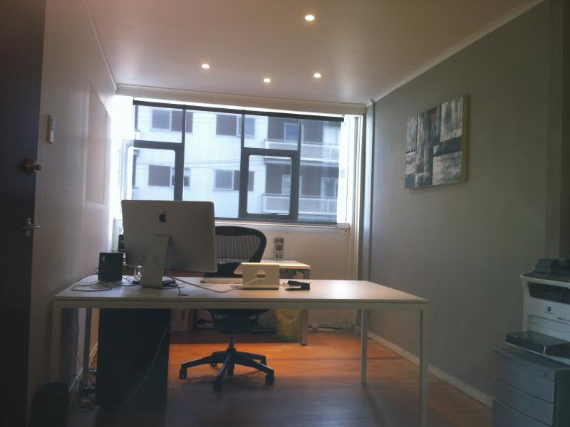Office space to rent image 0