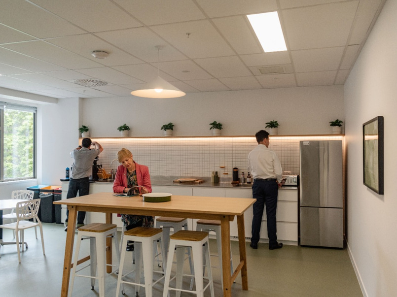 Modern Serviced-Style Offices 22–50sqm  image 2
