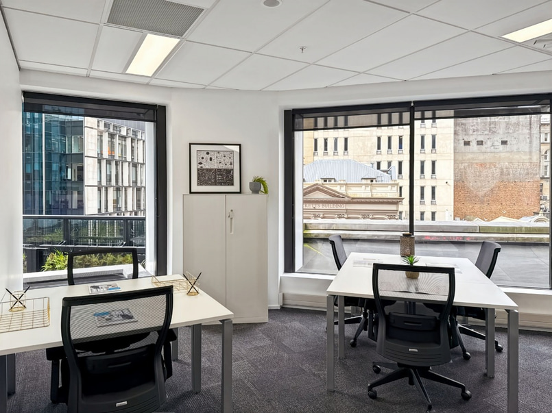 Queen Street Office 3-4 People  image 1