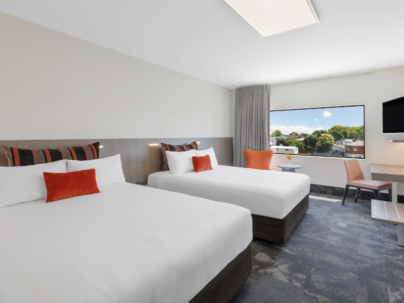 JetPark Hotels Auckland image 1