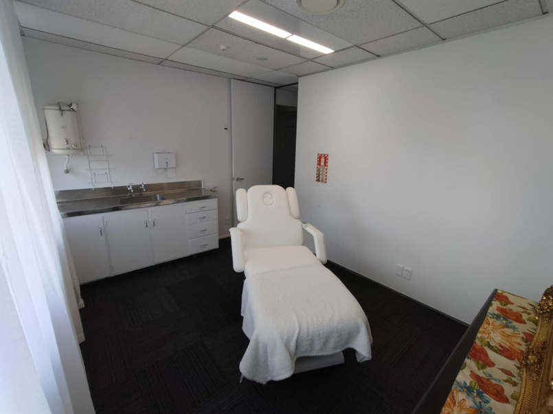 Dominion Road Clinic Space  image 2