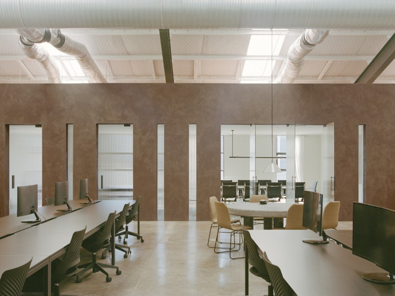 Architectural Light-Filled Studio image 2