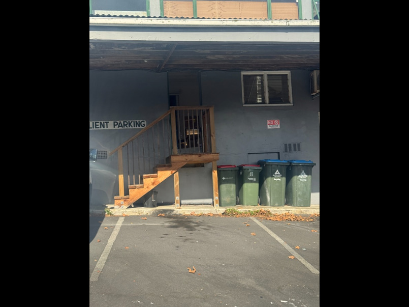Single car park in Eden Terrace image 1