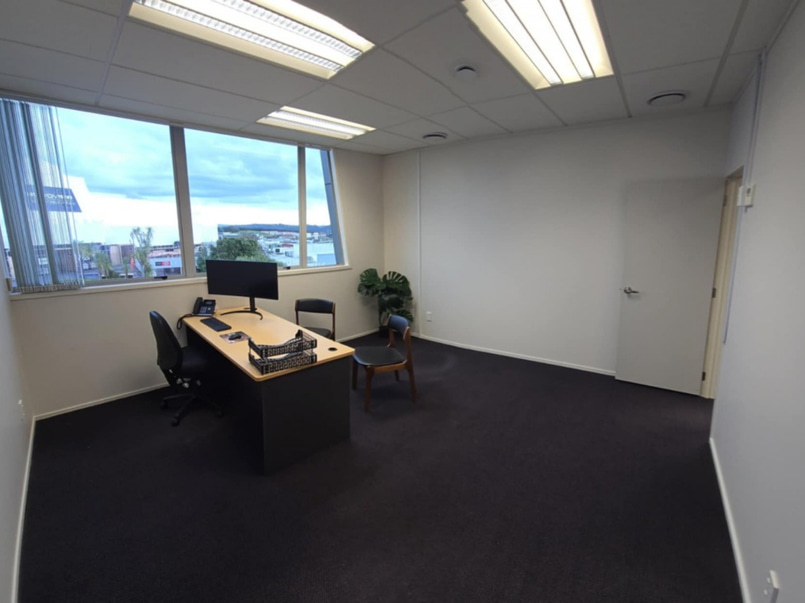 Private Offices and Desk Space in Albany image 2
