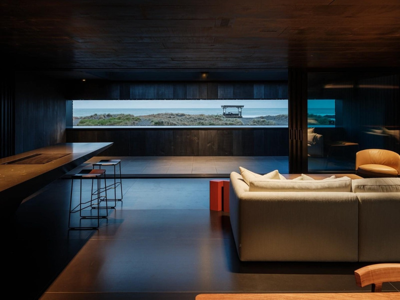 Piha Bunker House image 1