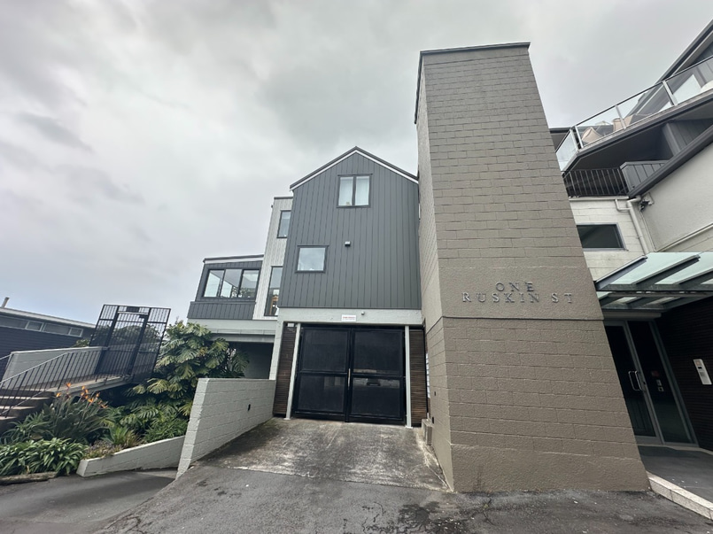 Secure & Covered Carpark in Heart of Parnell image 0