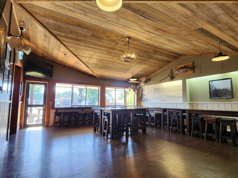 200sqm  Rustic Venue with Lawn&Accommodation image 0