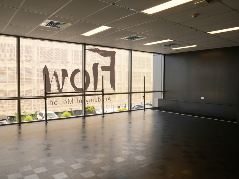 Albany Dance Studio Hire | Mirrors + Aircon image 1