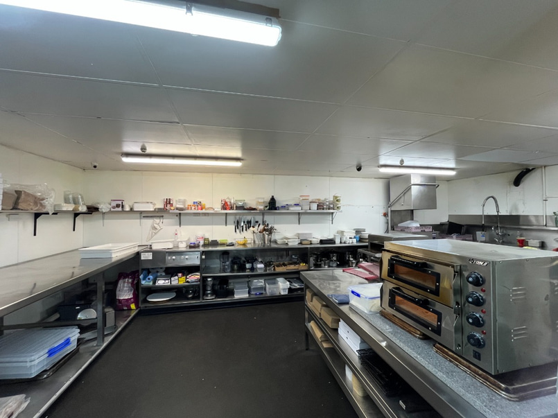 Shared Kitchen Space Available image 0