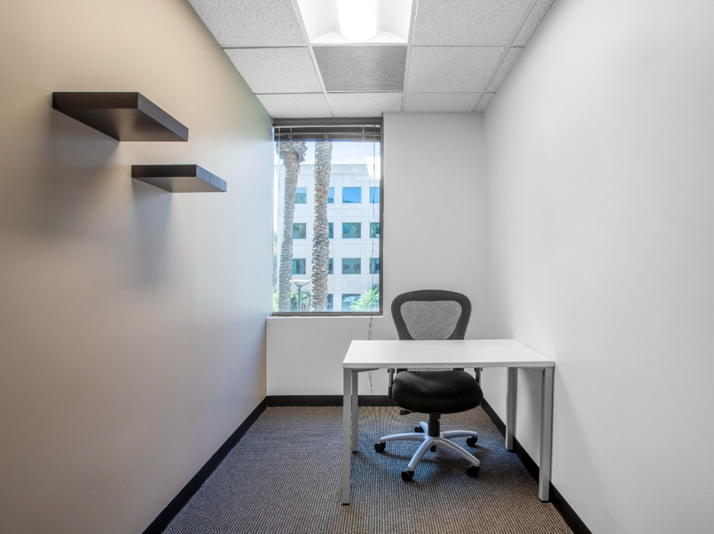 Regus Hamilton image 0