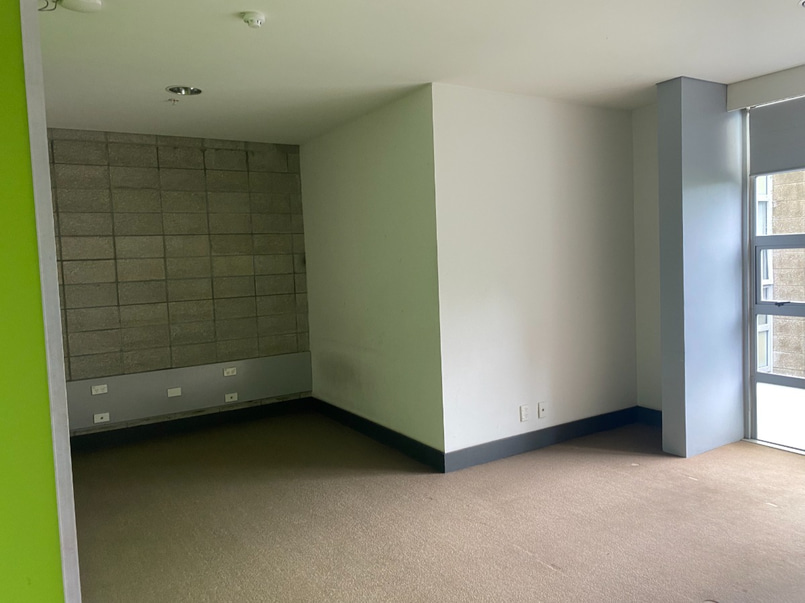 Rare CBD Storage/Stockroom - 30m2, 24/7Access image 2