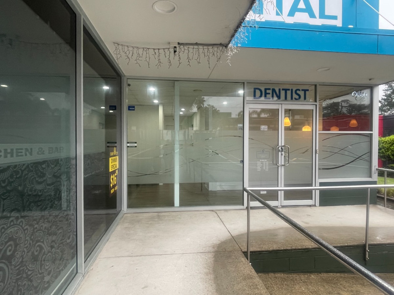 CONSULTING ROOM FOR RENT – $100/DAY INCLUDING image 2