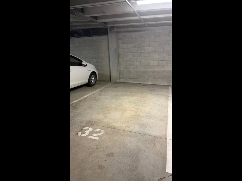 Carpark secure safe and covered ( Near Hosp) image 1