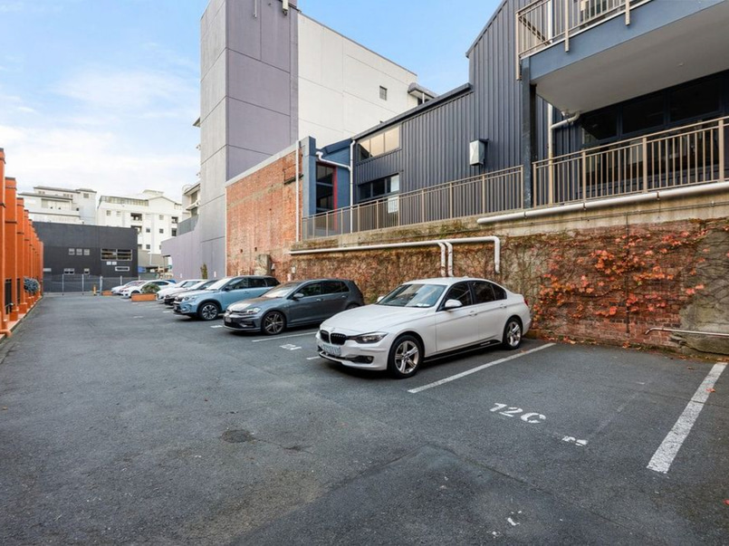Courtenay place car parks  image 0