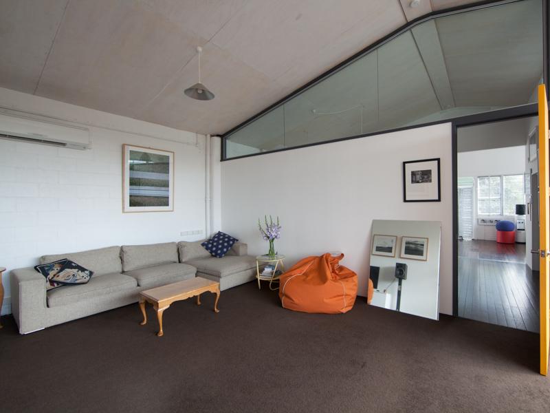 Central Studio with 4 Bdr Apartment image 1