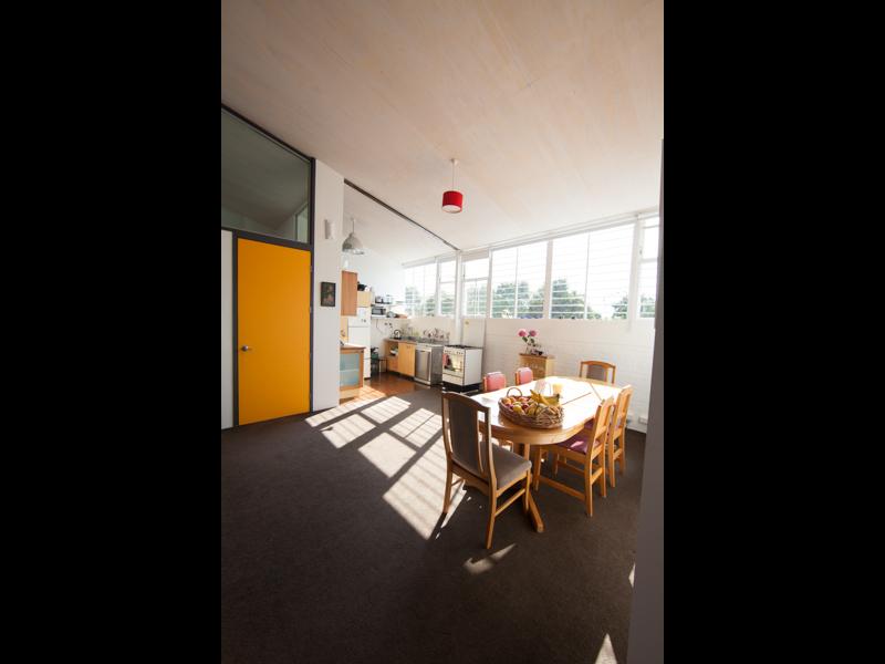 Central Studio with 4 Bdr Apartment image 2
